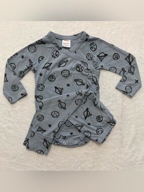 Hanna Andersson Blue Space Planet Print Onesie and Pant Set Size 2T